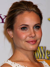 Leah Pipes